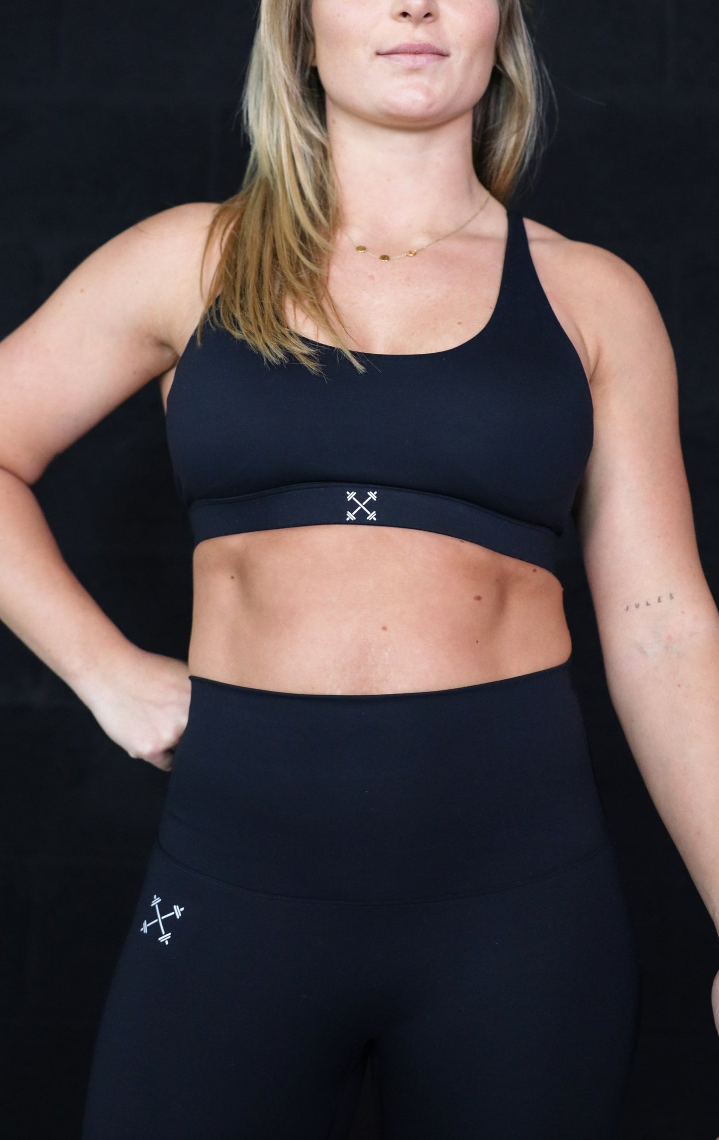 Woman Sport Bra Loop Strap
