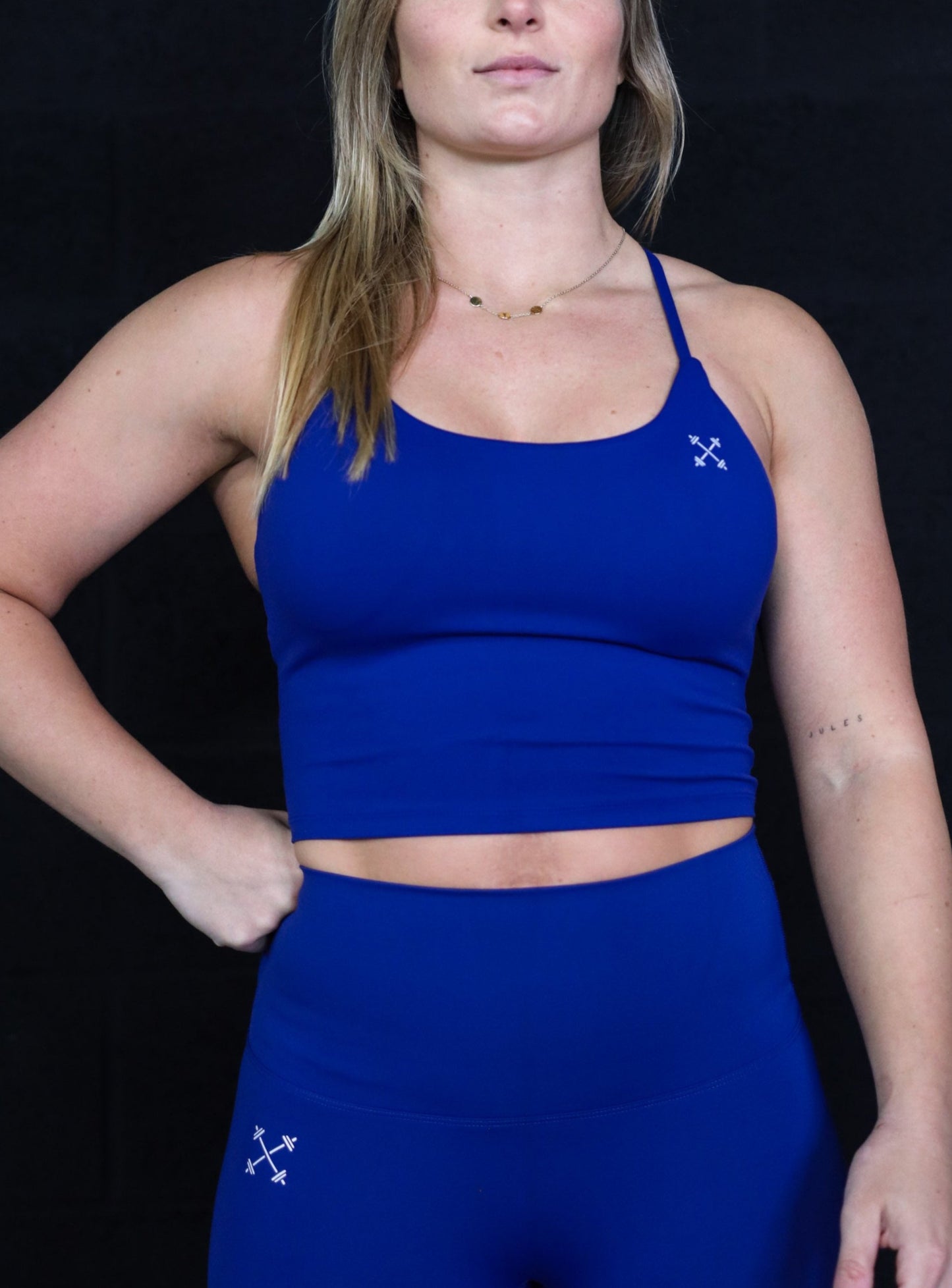 Woman Sport Bra Crossed Top