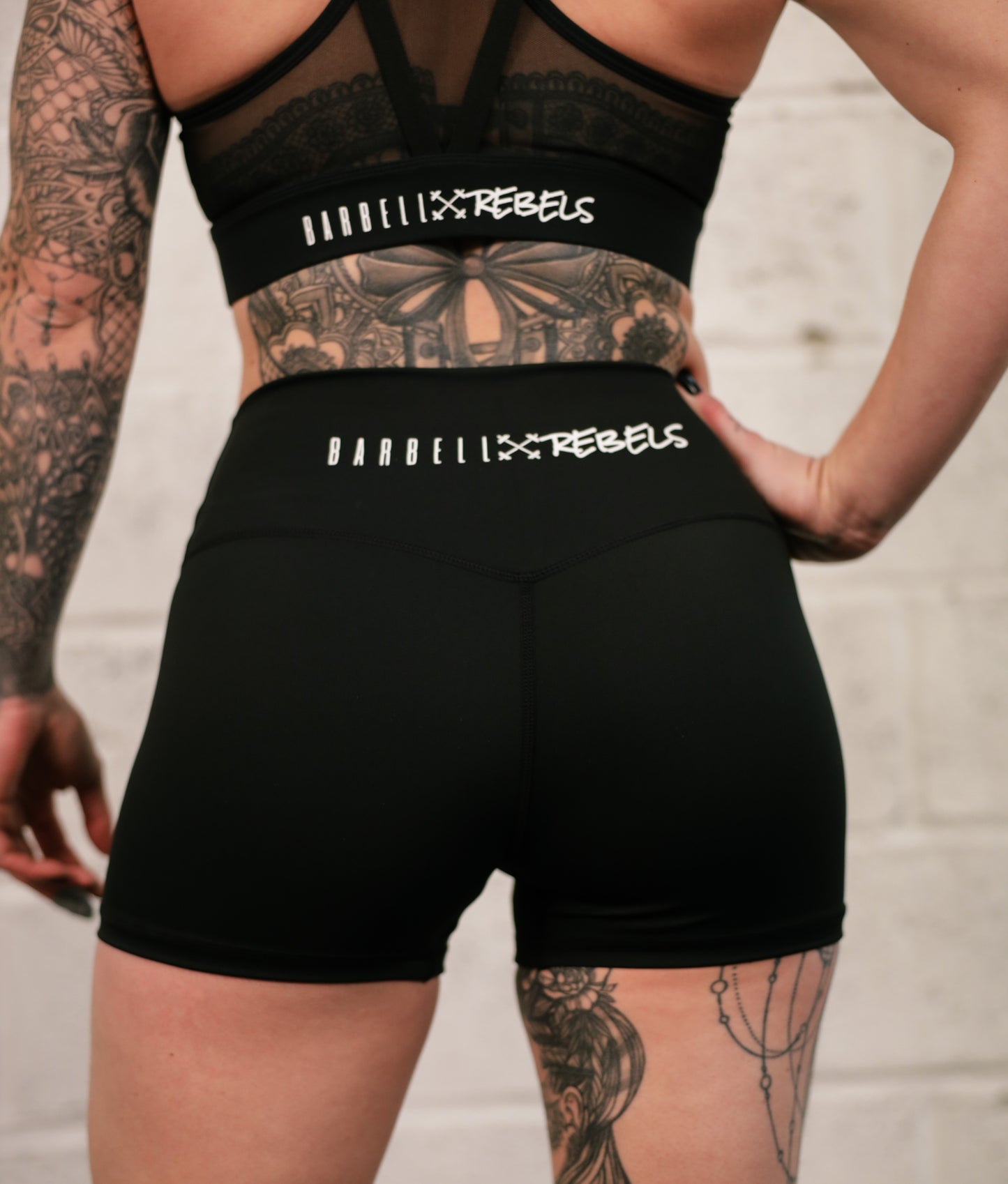 Woman Performance Shorts