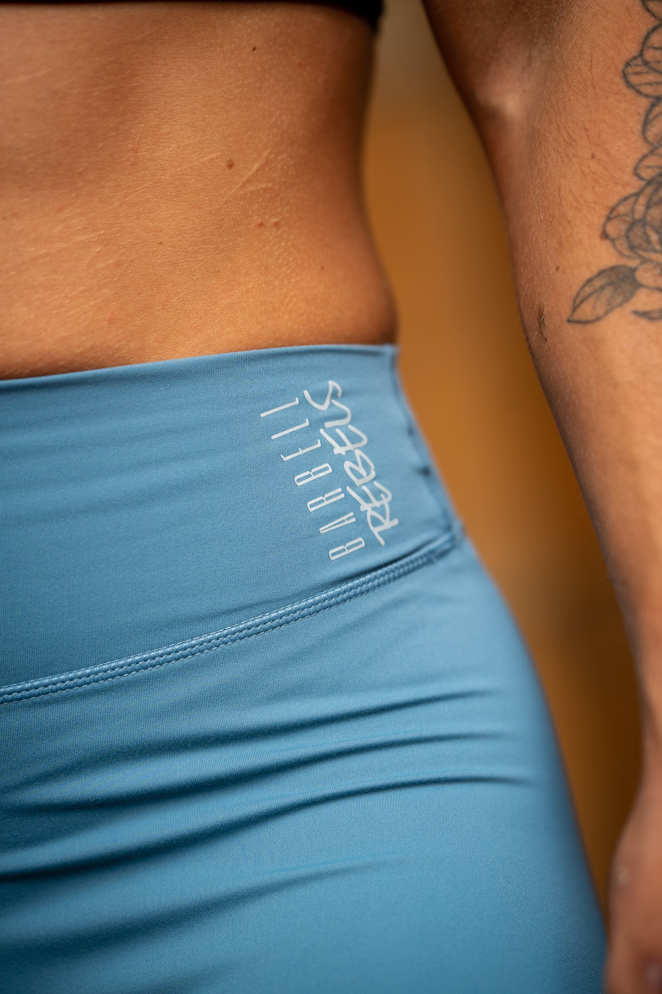 Woman Impact Leggings