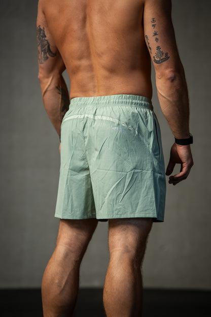 Man Hybrid Shorts 6"