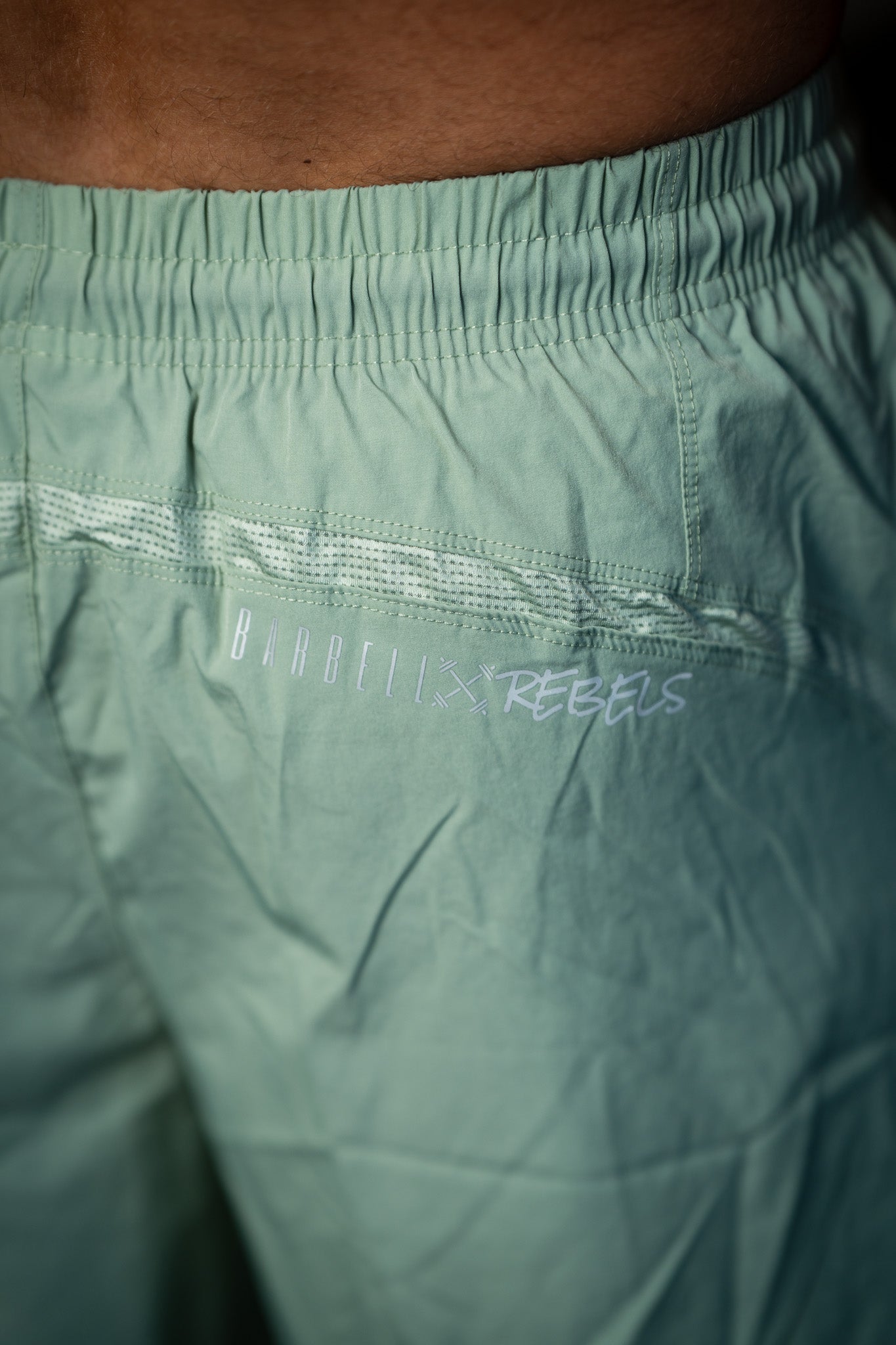Man Hybrid Shorts 6"