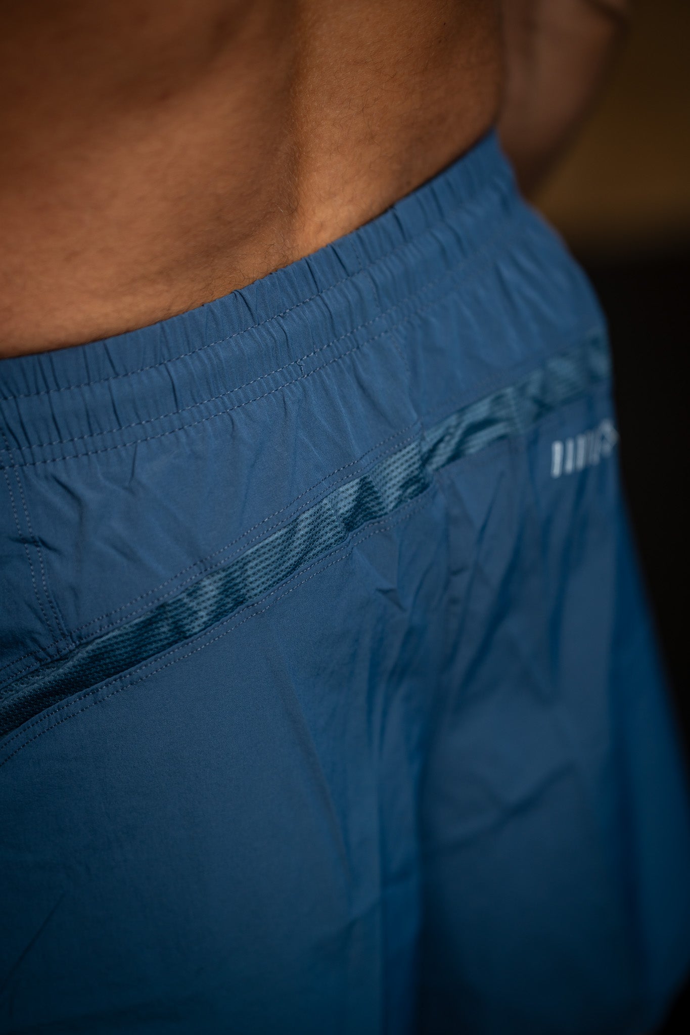 Man Hybrid Shorts 6"