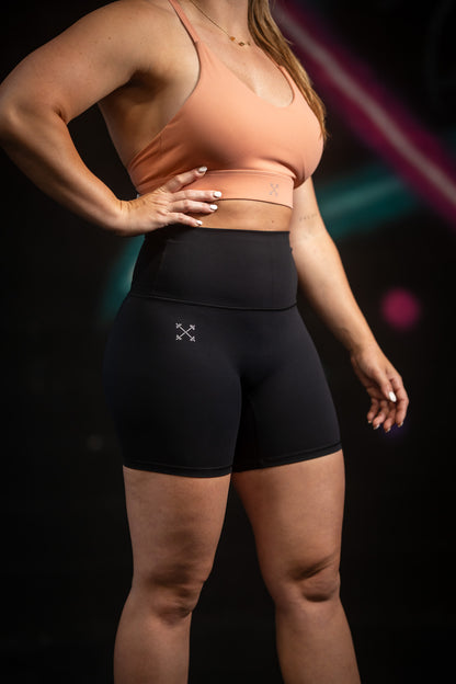 Woman Performance Long Shorts